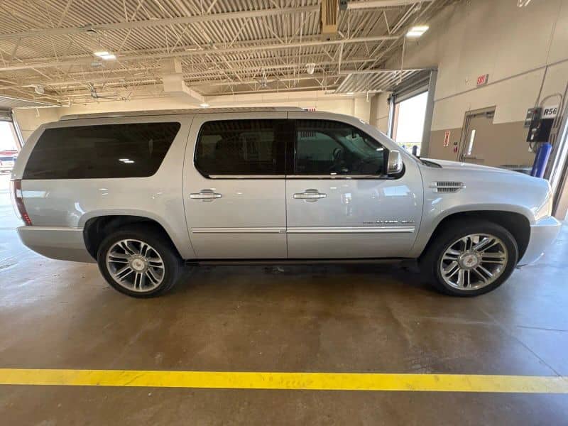 Used 2013 Cadillac Escalade ESV Premium Sport Utility 4D