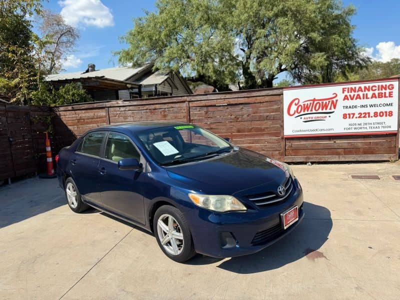 Used 2013 Toyota Corolla LE Sedan 4D